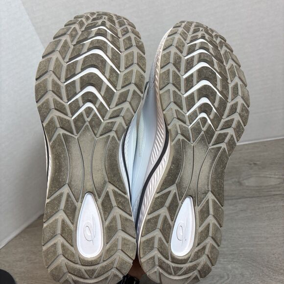 Easy Spirit Women's Size 9WW White/Gray Athletic and Training Shoes SEHUGS2 - Picture 10 of 10